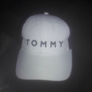 Tommy Hilfiger Hat